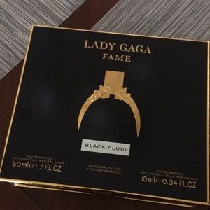 Lady Gaga Fame Black Fluid gift set